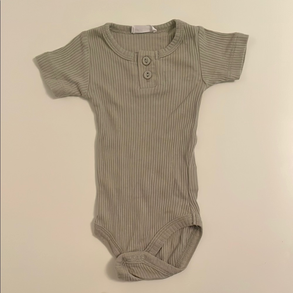 Jamie Kay ribbed bodysuit size 0-3 months
